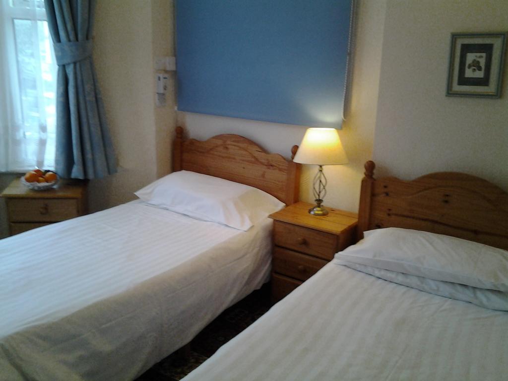 Abingdon Guest Lodge Ryde  Δωμάτιο φωτογραφία