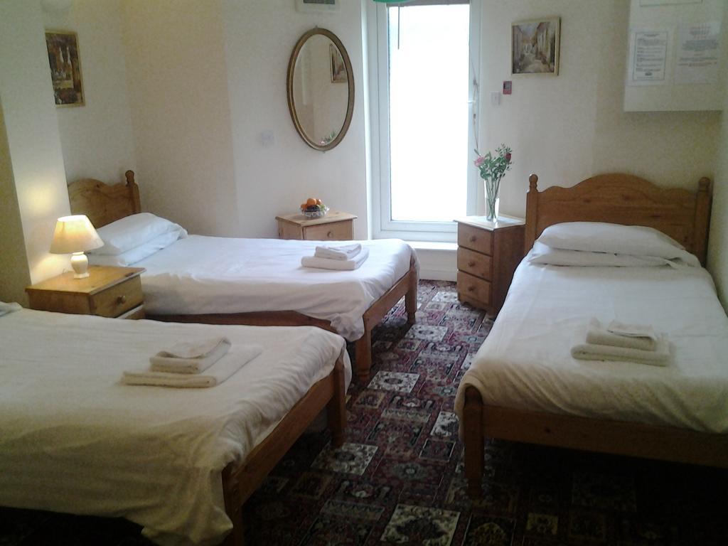 Abingdon Guest Lodge Ryde  Εξωτερικό φωτογραφία
