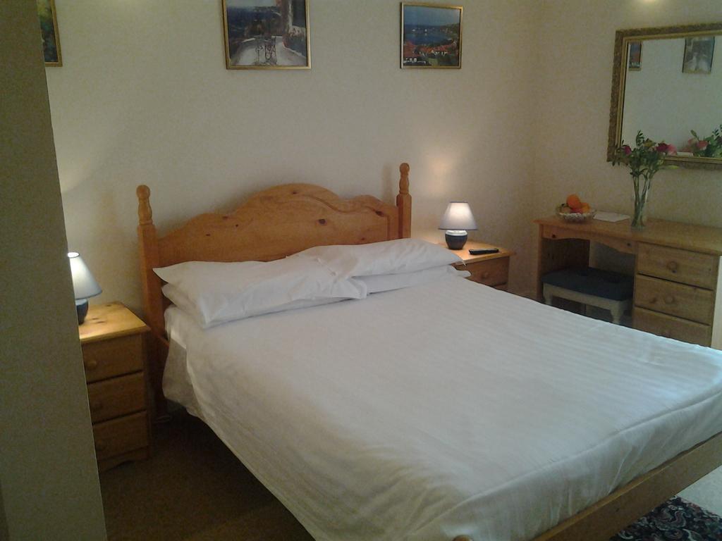 Abingdon Guest Lodge Ryde  Δωμάτιο φωτογραφία